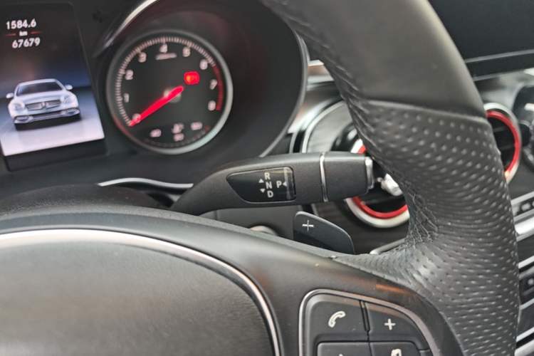 Used Mercedes-Benz C-Class 2016 C 180 L Sport Edition Gear Lever