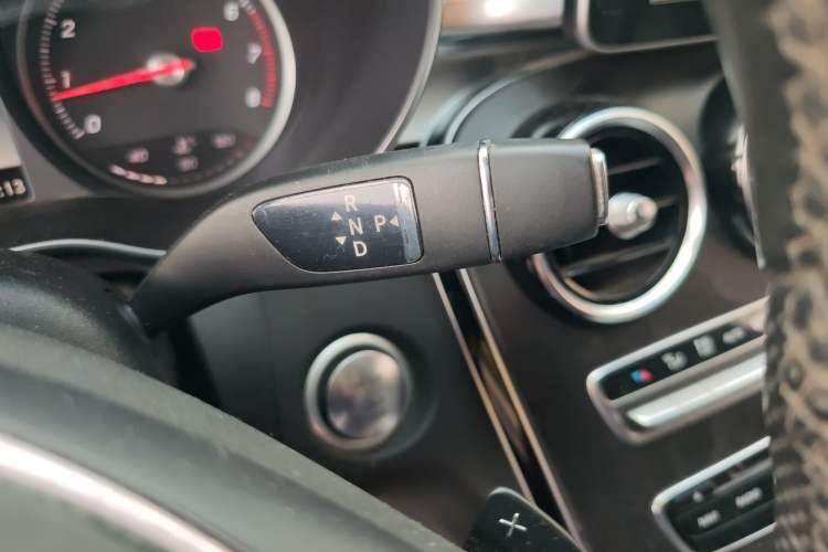 Used Mercedes-Benz C-Class 2016 C 180 L Sport Edition Gear Lever