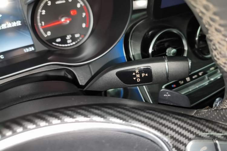 Used Mercedes-Benz C-Class 2016 C 180 L Sport Edition Gear Lever