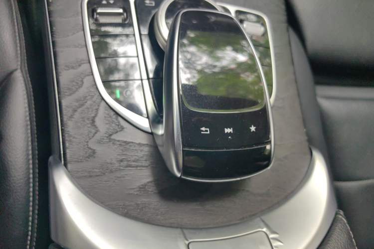 Used Mercedes-Benz C-Class 2016 C 200 L Sport Edition Gear Lever