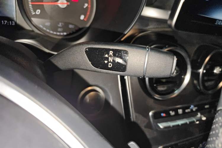 Used Mercedes-Benz C-Class 2016 C 180 L Sport Edition Gear Lever