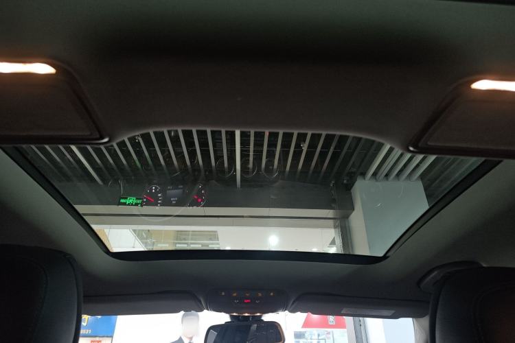 Used Mercedes-Benz C-Class 2016 C 200 L Headliner