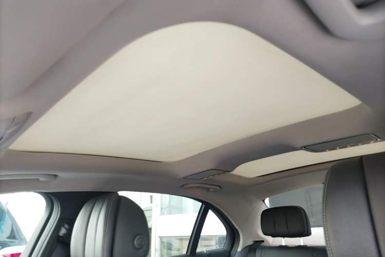 Used Mercedes-Benz C-Class 2016 C 200 L Sport Edition Headliner