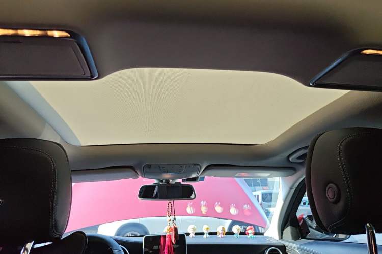 Used Mercedes-Benz C-Class 2016 C 200 L Sport Edition Headliner