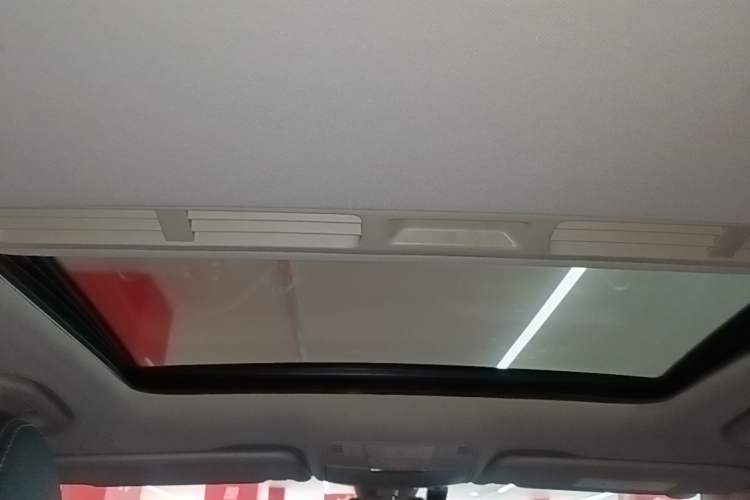Used Mercedes-Benz C-Class 2016 C 180 L Sport Edition Headliner