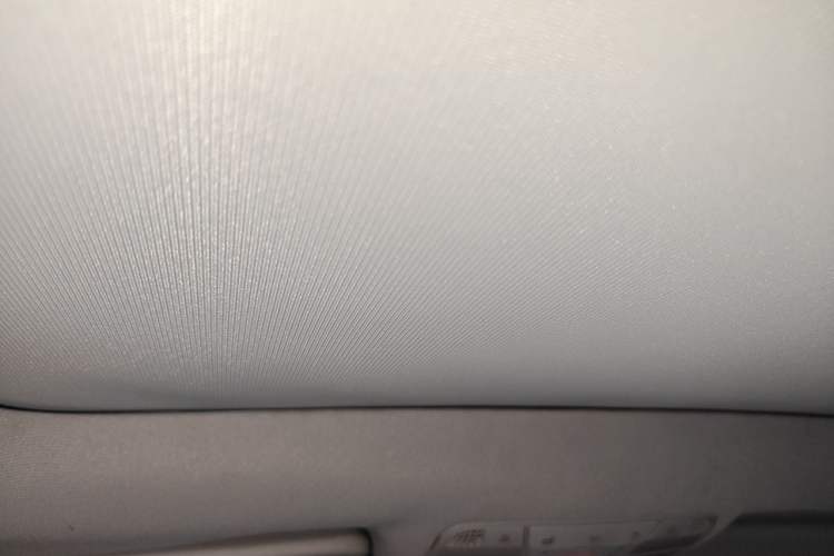 Used Mercedes-Benz C-Class 2016 C 200 L Sport Edition Headliner