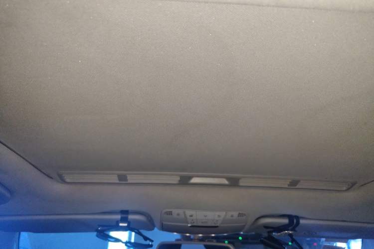 Used Mercedes-Benz C-Class 2016 C 180 L Sport Edition Headliner