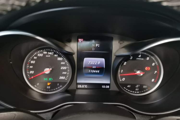 Used Mercedes-Benz C-Class 2016 C 200 L Sport Edition Instrument Cluster