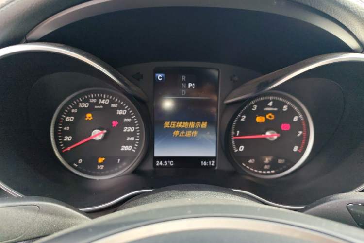 Used Mercedes-Benz C-Class 2016 C 200 L Sport Edition Instrument Cluster