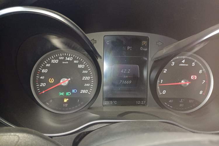 Used Mercedes-Benz C-Class 2016 C 200 L Sport Edition Instrument Cluster