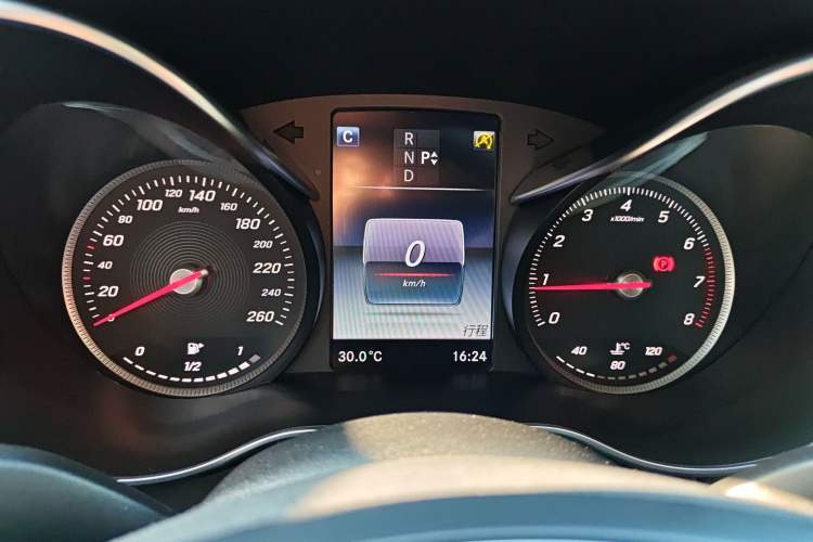 Used Mercedes-Benz C-Class 2016 C 200 L Sport Edition Instrument Cluster