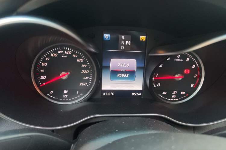 Used Mercedes-Benz C-Class 2016 C 200 L Sport Edition Instrument Cluster