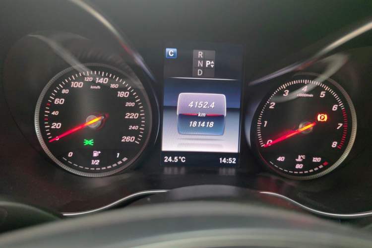 Used Mercedes-Benz C-Class 2016 C 200 L Sport Edition Instrument Cluster