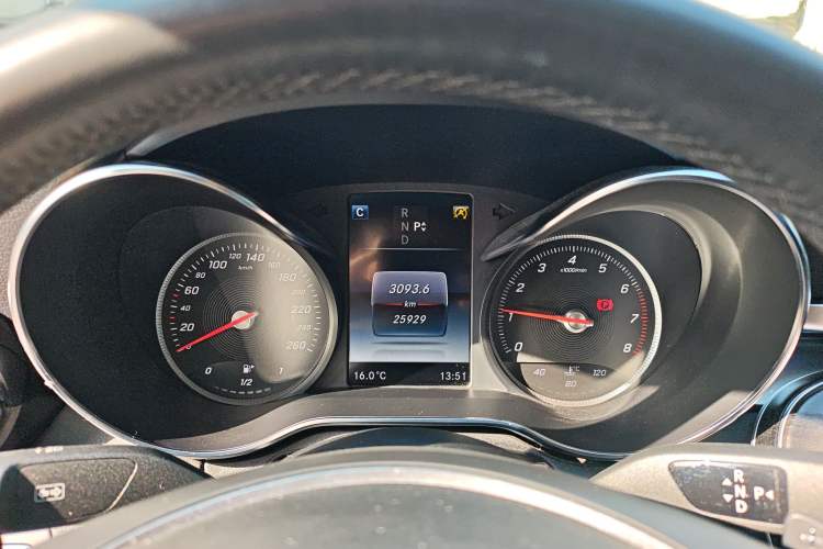 Used Mercedes-Benz C-Class 2016 C 180 L Sport Edition Instrument Cluster