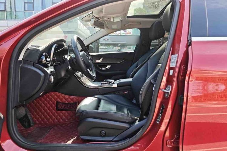 Used Mercedes-Benz C-Class 2016 C 180 L Sport Edition Interior 1