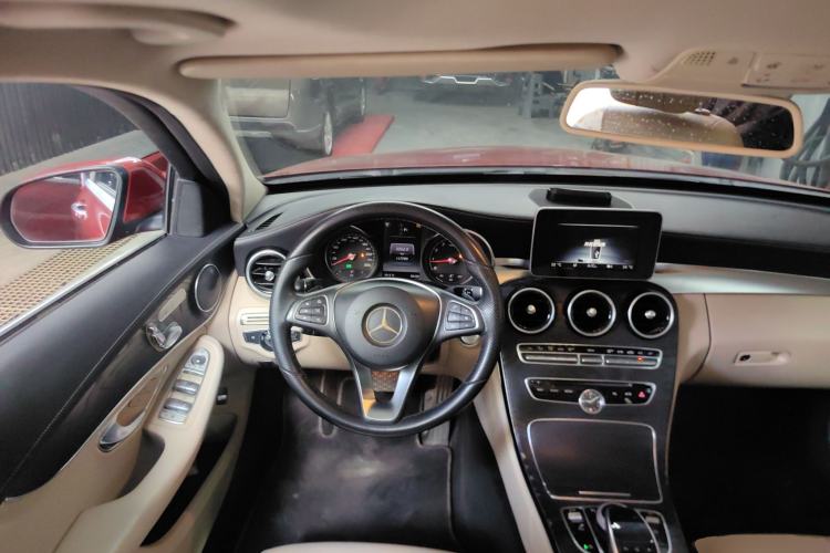 Used Mercedes-Benz C-Class 2016 C 200 L Sport Edition Interior 2