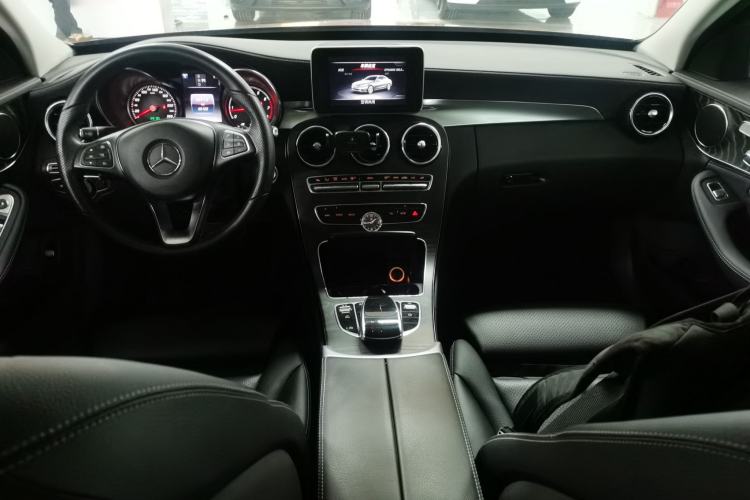 Used Mercedes-Benz C-Class 2016 C 200 L Sport Edition Interior 2