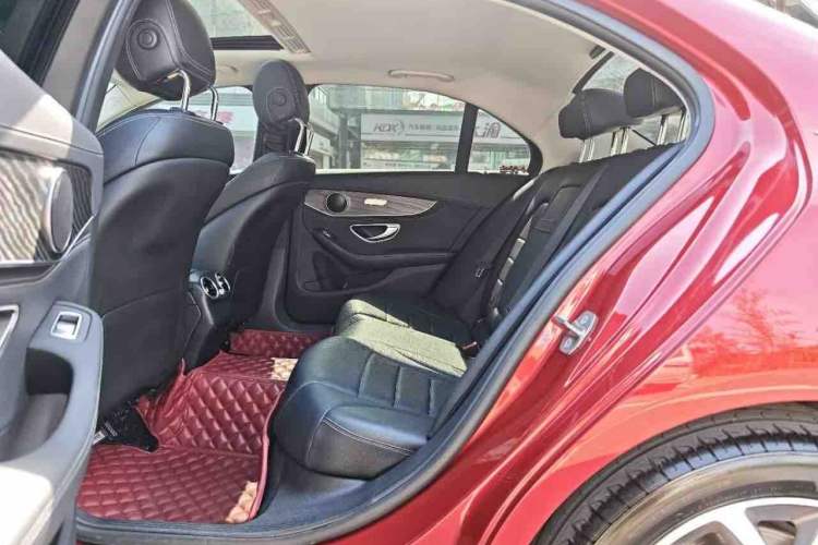 Used Mercedes-Benz C-Class 2016 C 180 L Sport Edition Interior 3