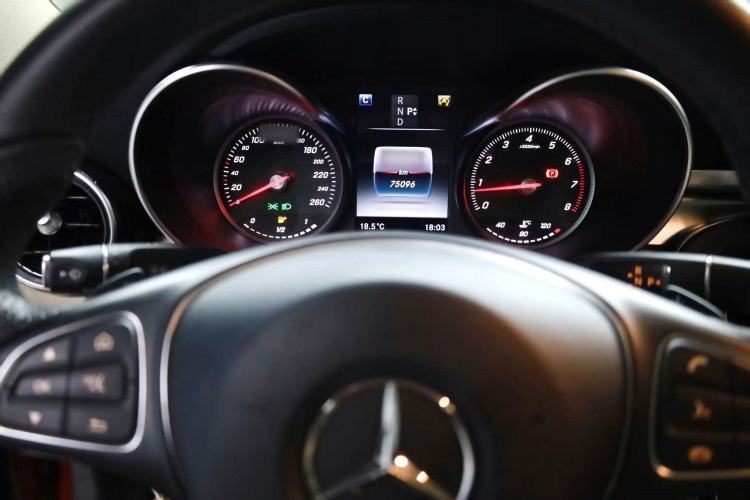 Used Mercedes-Benz C-Class 2016 C 200 L Sport Edition Interior 5