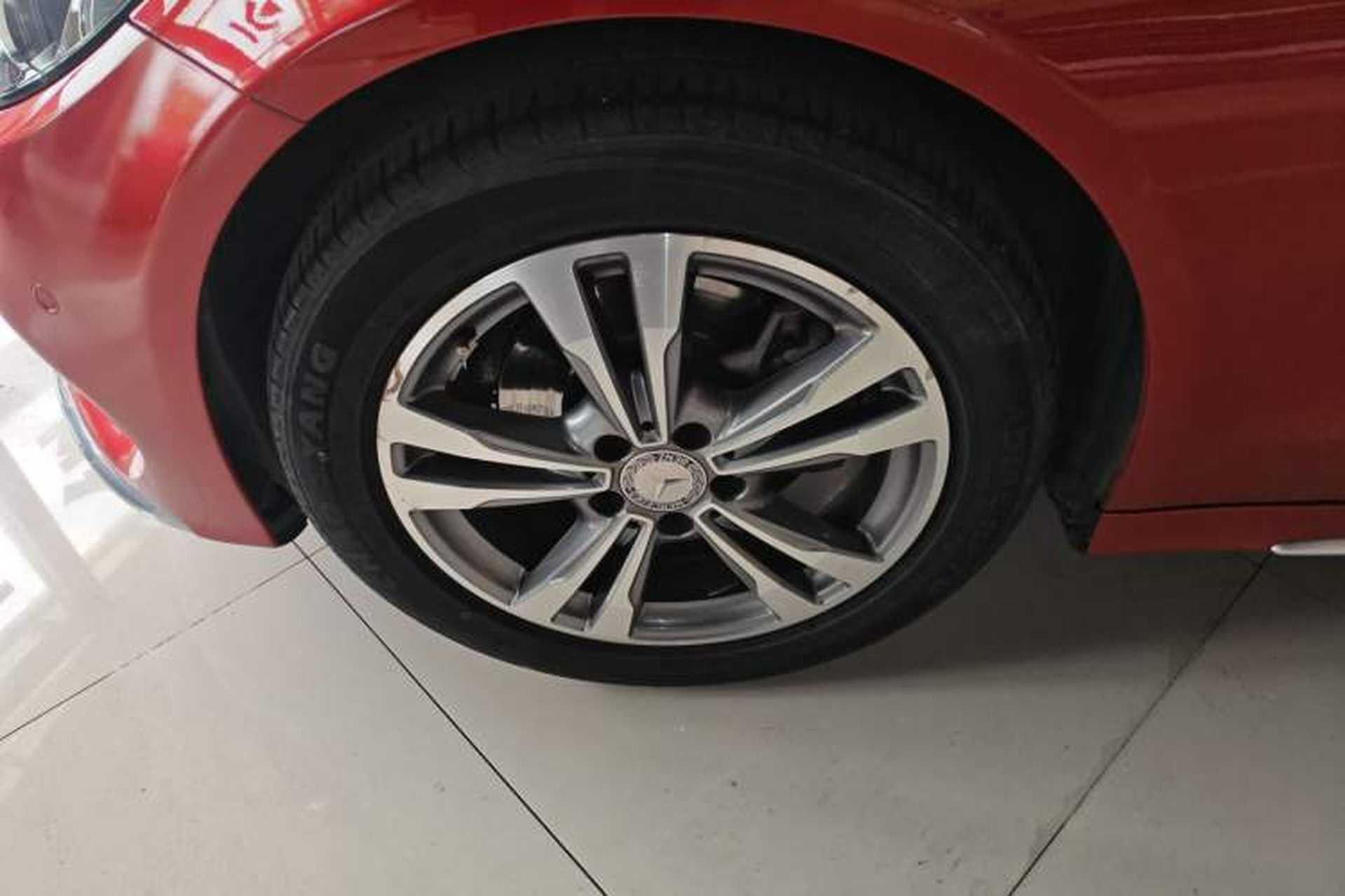 Used Mercedes-Benz C-Class 2016 C 200 L Sport Edition Left Front Wheel Hub