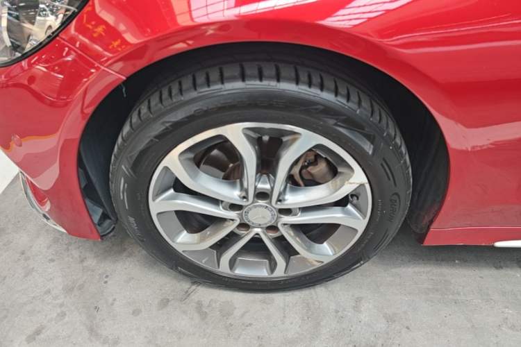 Used Mercedes-Benz C-Class 2016 C 180 L Sport Edition Left Front Wheel Hub