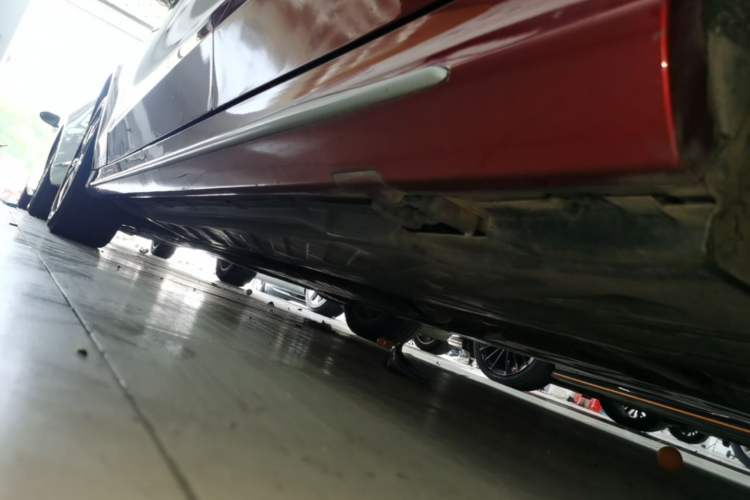Used Mercedes-Benz C-Class 2016 C 200 L Sport Edition Left Side Sill
