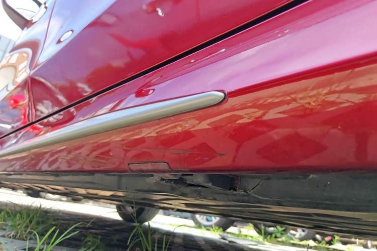 Used Mercedes-Benz C-Class 2016 C 180 L Sport Edition Left Side Sill