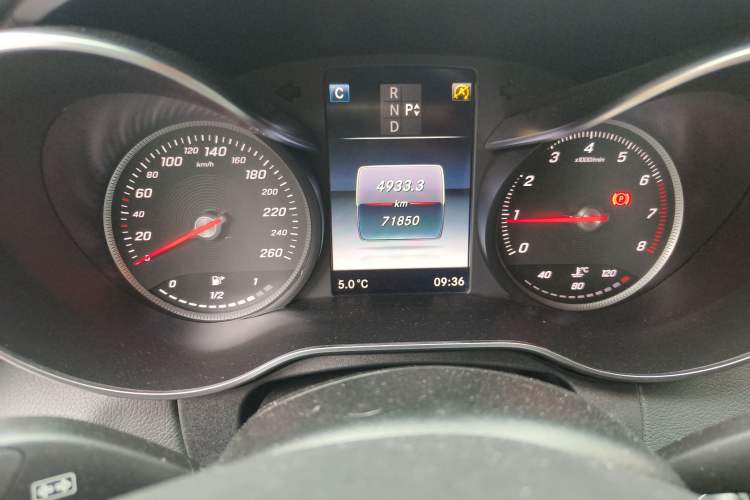 Used Mercedes-Benz C-Class 2016 C 200 Coupe Odometer Close Up