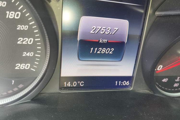 Used Mercedes-Benz C-Class 2016 C 180 L Sport Edition Odometer Close Up