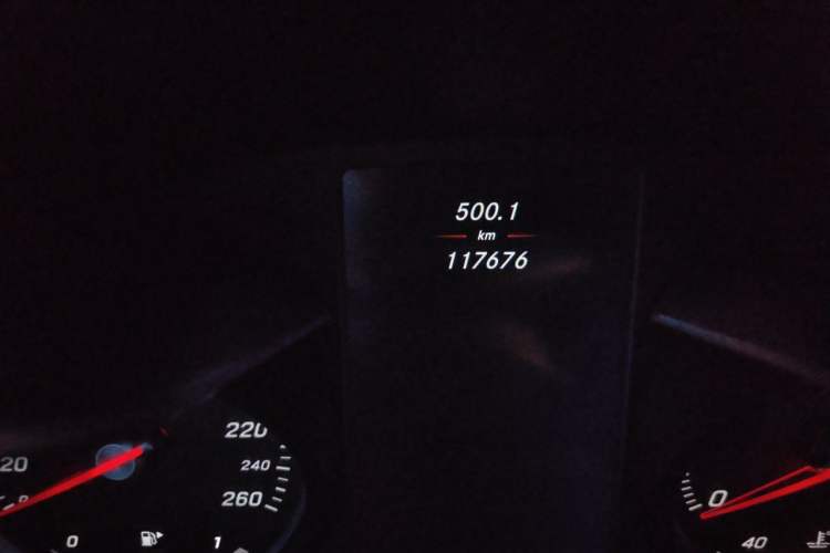 Used Mercedes-Benz C-Class 2016 C 180 L Sport Edition Odometer Close Up