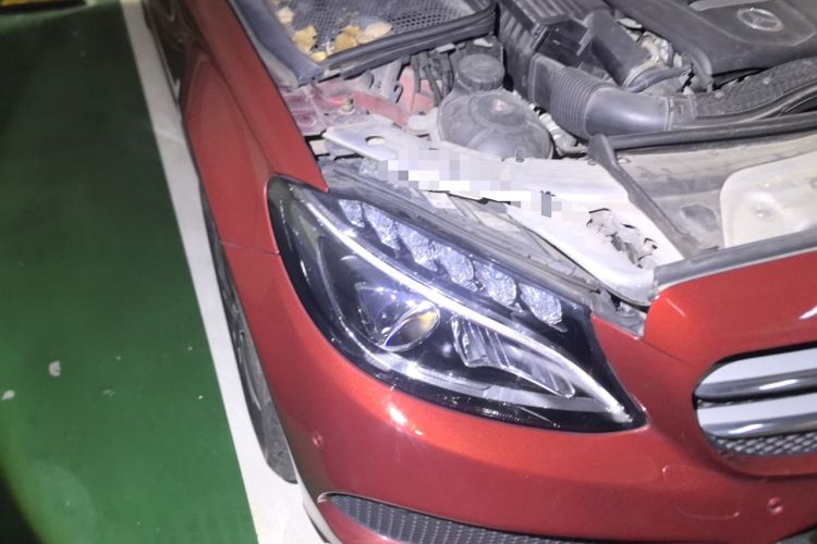 Used Mercedes-Benz C-Class 2016 C 180 L Sport Edition Right Front Headlight