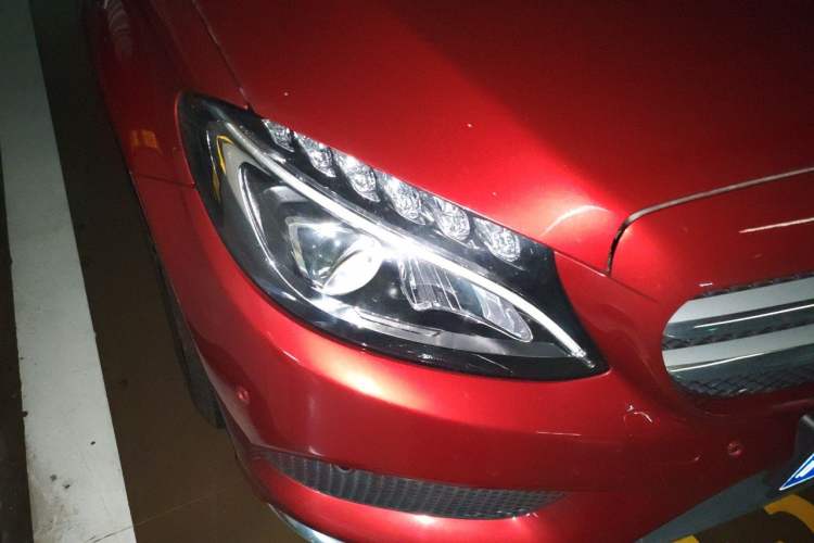 Used Mercedes-Benz C-Class 2016 C 200 L Sport Edition Right Front Headlight