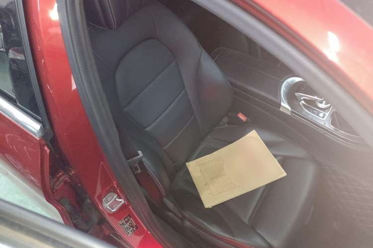 Used Mercedes-Benz C-Class 2016 C 200 L Sport Edition Right Front Seat
