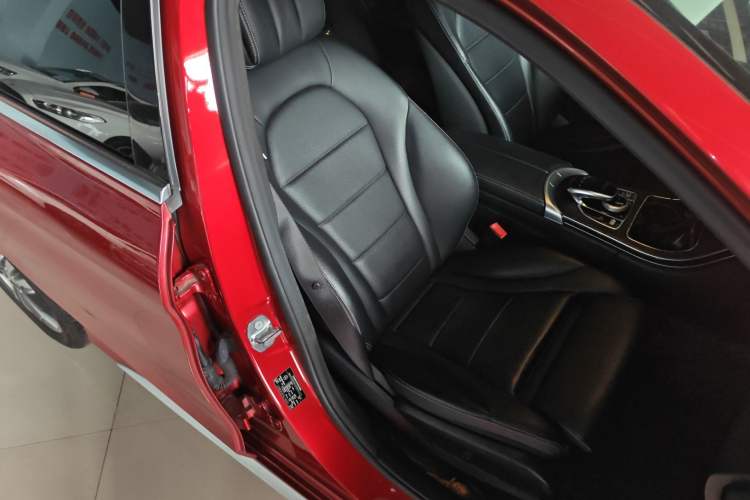 Used Mercedes-Benz C-Class 2016 C 200 L Sport Edition Right Front Seat