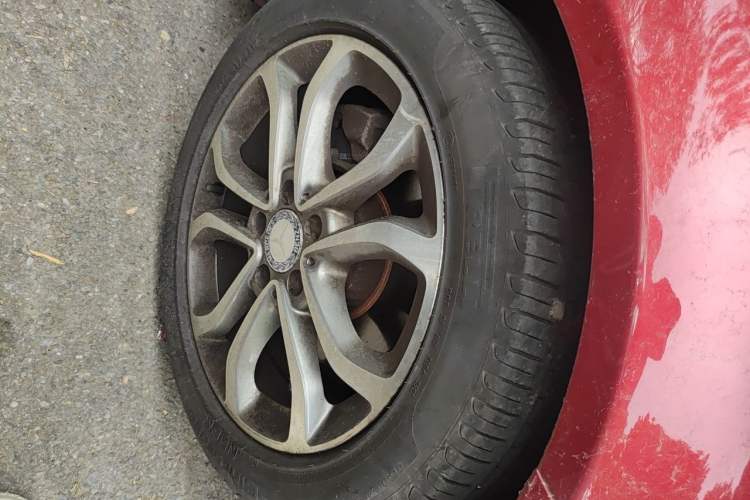Used Mercedes-Benz C-Class 2016 C 180 L Sport Edition Right Front Wheel Hub