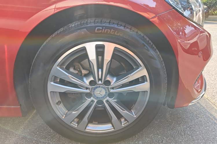 Used Mercedes-Benz C-Class 2016 C 200 L Sport Edition Right Front Wheel Hub