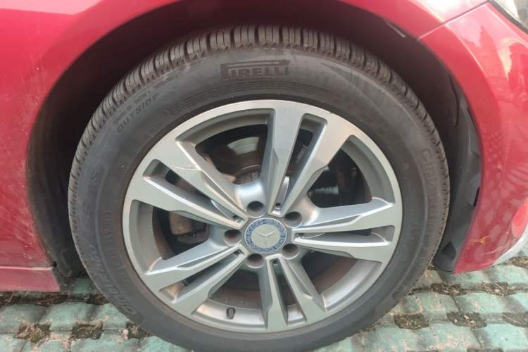 Used Mercedes-Benz C-Class 2016 C 200 L Sport Edition Right Front Wheel Hub