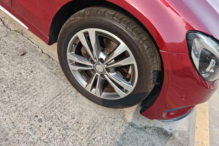 Used Mercedes-Benz C-Class 2016 C 200 L Sport Edition Right Front Wheel Hub