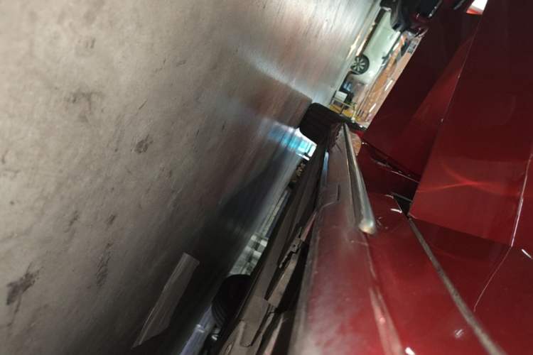 Used Mercedes-Benz C-Class 2016 C 180 L Sport Edition Right Side Sill