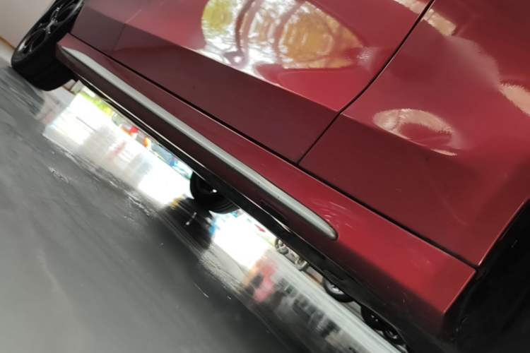 Used Mercedes-Benz C-Class 2016 C 180 L Sport Edition Right Side Sill