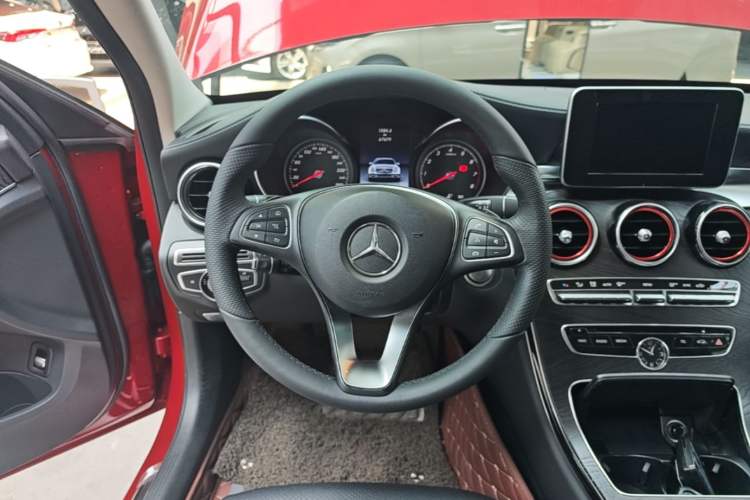 Used Mercedes-Benz C-Class 2016 C 180 L Sport Edition Steering Wheel