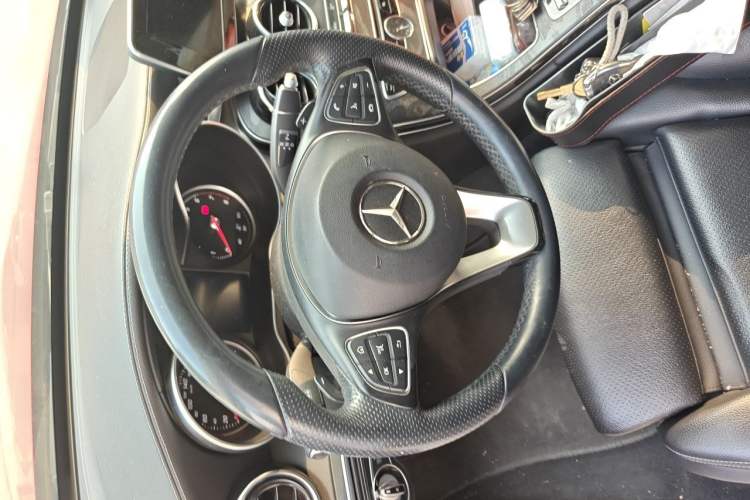 Used Mercedes-Benz C-Class 2016 C 200 L Sport Edition Steering Wheel