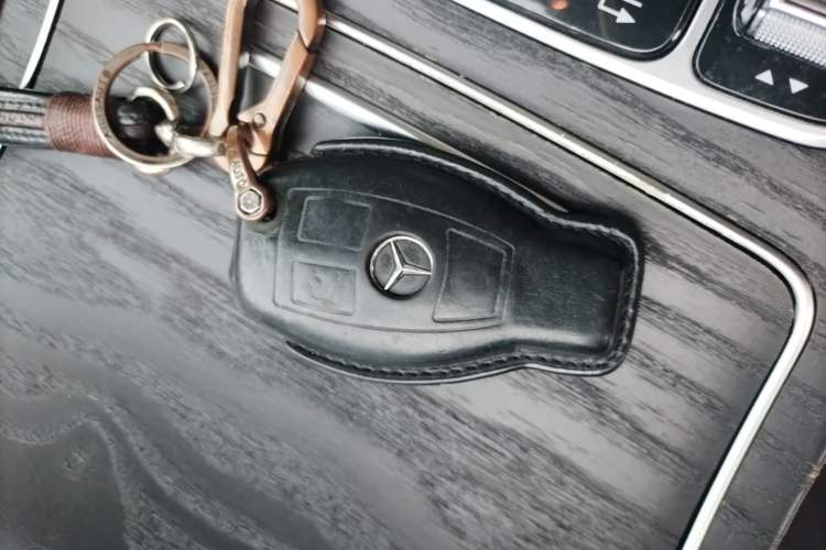 Used Mercedes-Benz C-Class 2016 C 200 L Sport Edition Vehicle Key