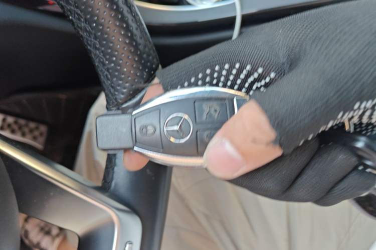 Used Mercedes-Benz C-Class 2016 C 200 Sport Edition Vehicle Key