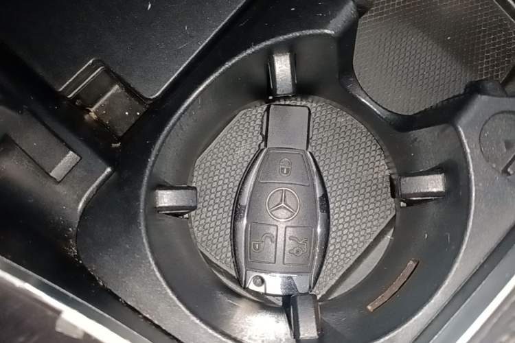 Used Mercedes-Benz C-Class 2016 C 180 L Sport Edition Vehicle Key