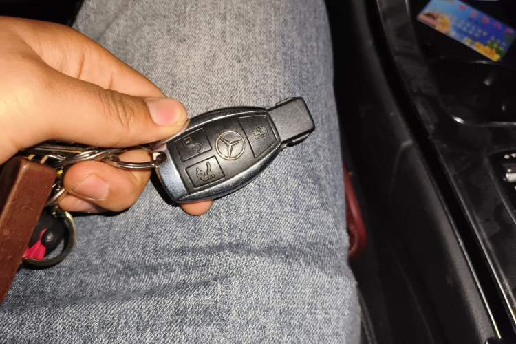 Used Mercedes-Benz C-Class 2016 C 200 L Sport Edition Vehicle Key