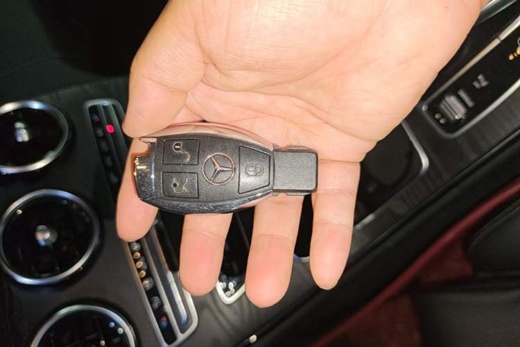 Used Mercedes-Benz C-Class 2016 C 180 L Sport Edition Vehicle Key
