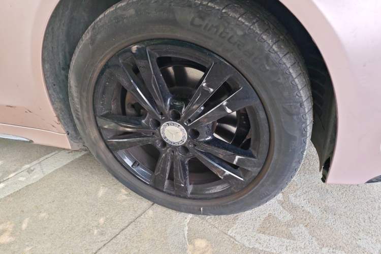 Used Mercedes-Benz C-Class 2016 C 200 L Sport Edition Right Front Wheel Hub