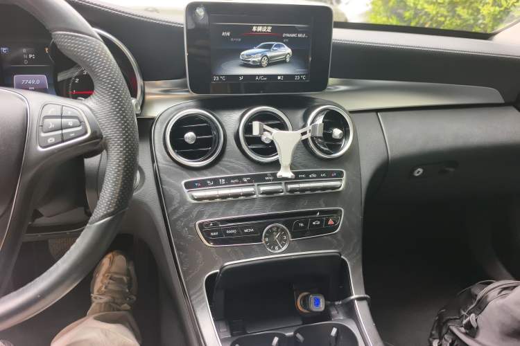 Used Mercedes-Benz C-Class 2016 C 200 L Sport Edition Audio And AC Panel