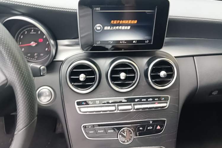 Used Mercedes-Benz C-Class 2016 C 180 L Sport Edition Audio And AC Panel